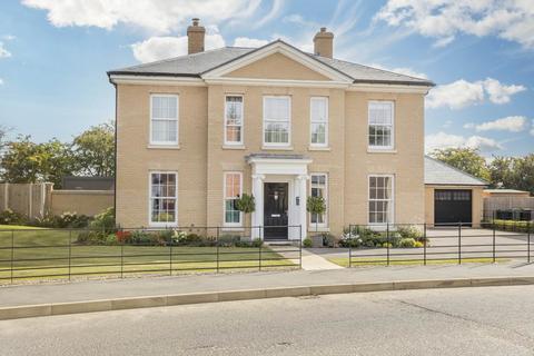 5 bedroom detached house for sale, Red Admiral Way, Norwich NR13