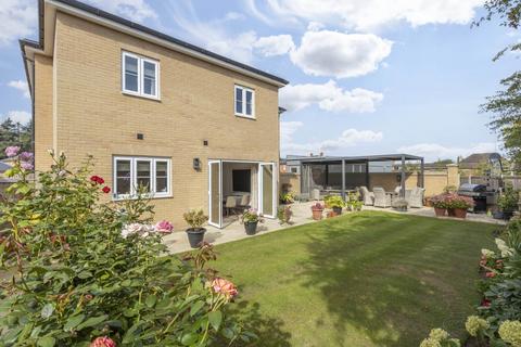 5 bedroom detached house for sale, Red Admiral Way, Norwich NR13
