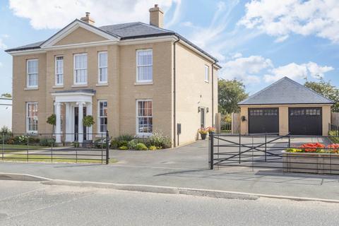 5 bedroom detached house for sale, Red Admiral Way, Norwich NR13