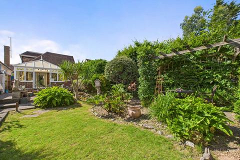 4 bedroom detached house for sale, Willingdon Park Drive, Eastbourne