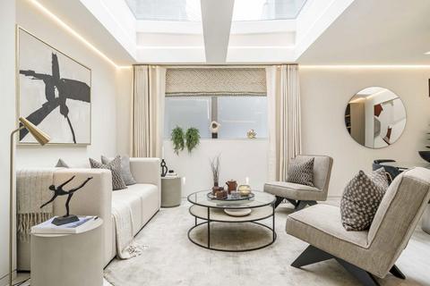 3 bedroom flat to rent, South Molton Street, London W1K