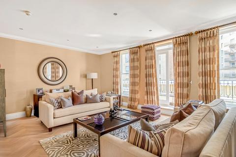 5 bedroom townhouse for sale, imperial Crescent, London SW6