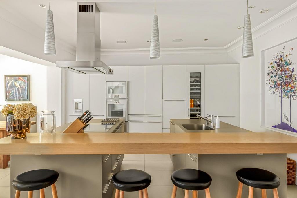 Modern Luxury Kitche