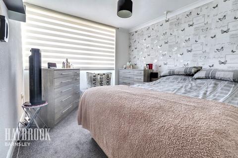 1 Derwent Road, Barnsley, S71 3RD