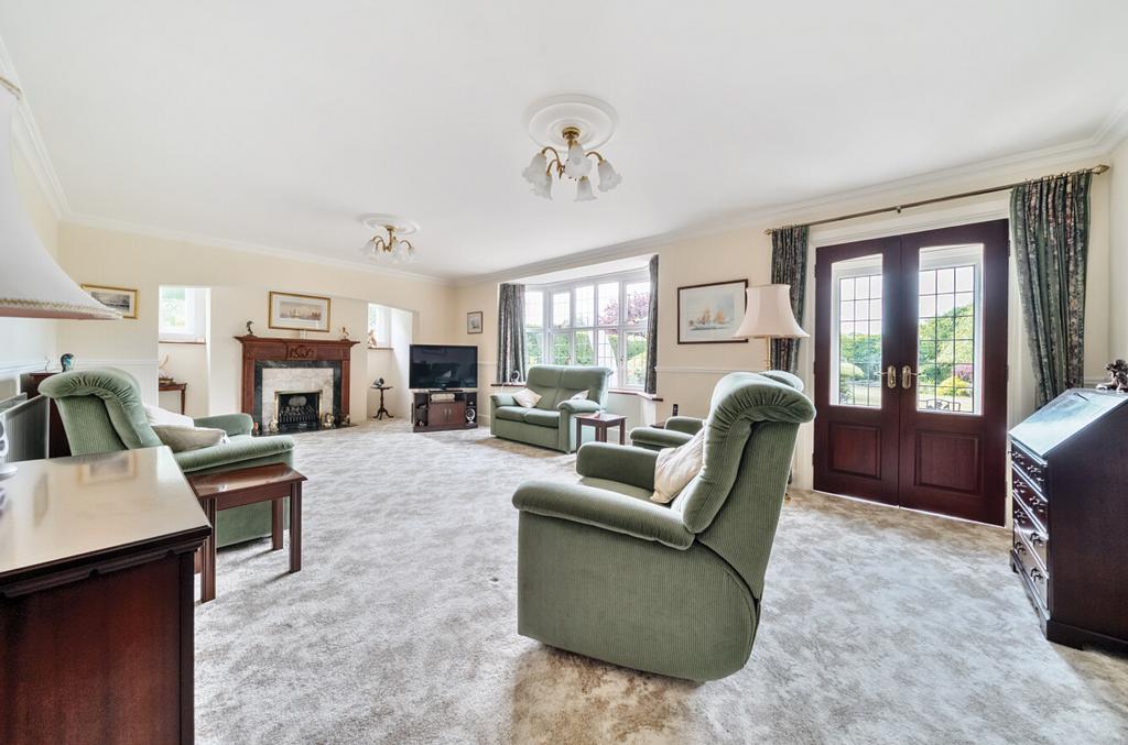 1328953-1-6880bb5...