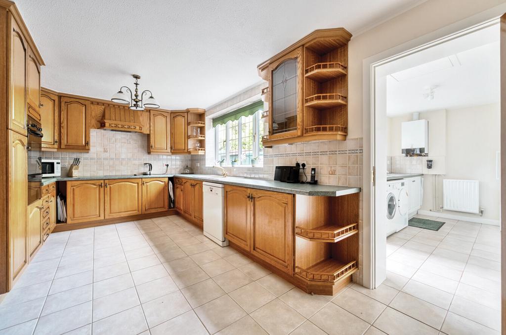 1328953-12-6880bd...