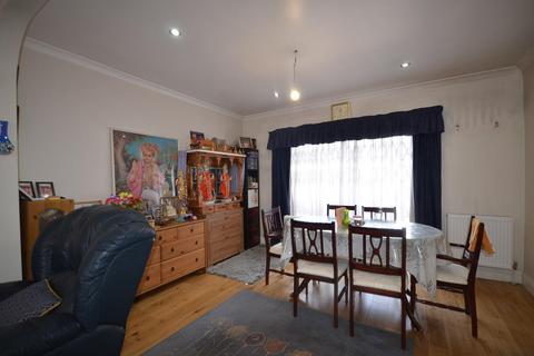5 bedroom house for sale, Chalfont Avenue, Wembley