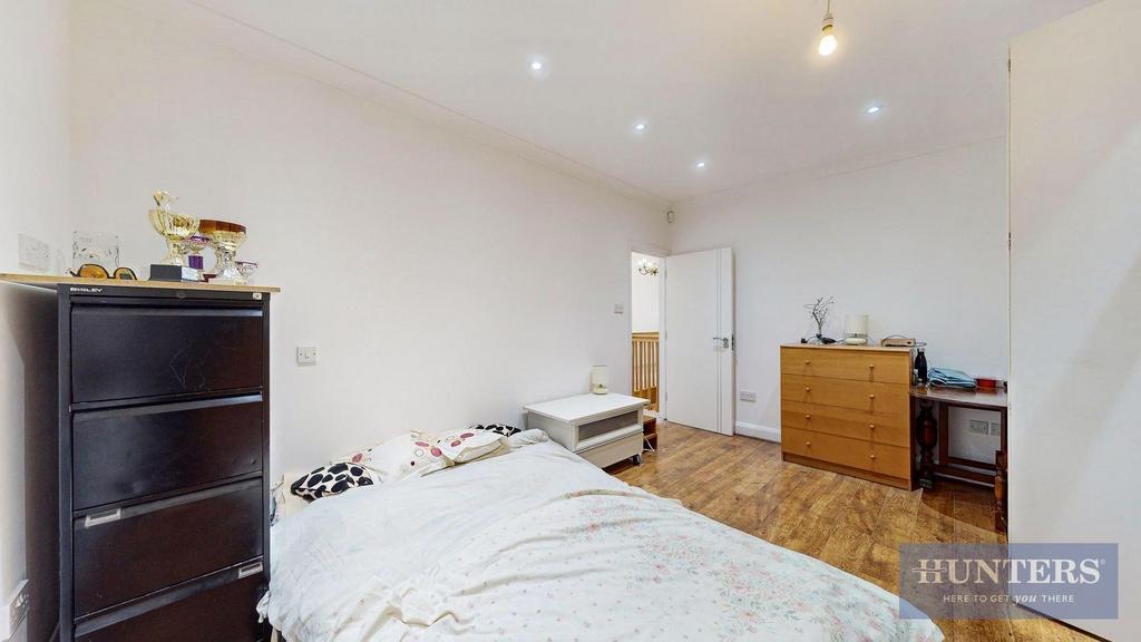 Pramukh Krupa, Chorleywood Road - Wq52r O6g2cw7 PJN0