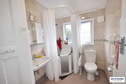 undefined, North Circular Road, Neasden, London