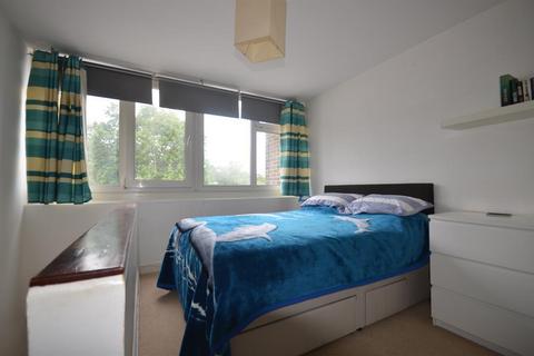1 bedroom flat for sale, Ferndene, 123 Slough Lane, Kingsbury, NW9 8YE