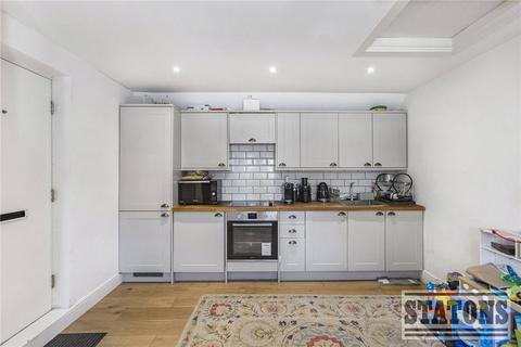 2 bedroom apartment for sale, High Street, High Barnet, Hertfordshire, EN5
