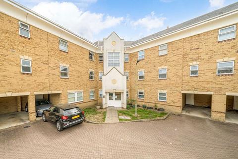 International Way, Sunbury-On-Thames TW16