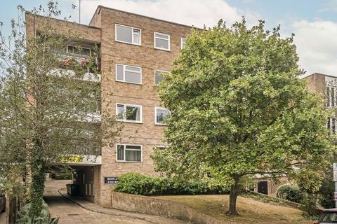 undefined, Queens Road, Kingston Upon Thames KT2
