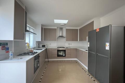 undefined, Reddington Drive,  Slough, SL3
