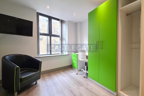 3 bedroom flat share to rent, Dundas Works, Dundas Street, Huddersfield, HD1 2HE