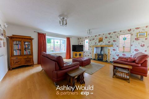 6 bedroom detached house for sale, Barnford Crescent, Oldbury B68