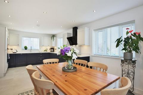 2 bedroom detached bungalow for sale, Pear Tree Close, Much Dewchurch, Hereford