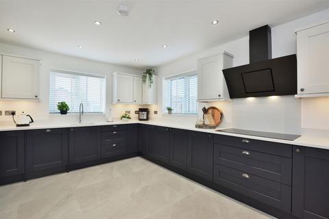 2 bedroom detached bungalow for sale, Pear Tree Close, Much Dewchurch, Hereford