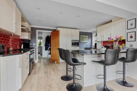 4 Rib Way, Buntingford, SG9 9NR