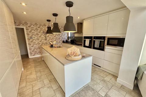 undefined, Impala Way, Hull