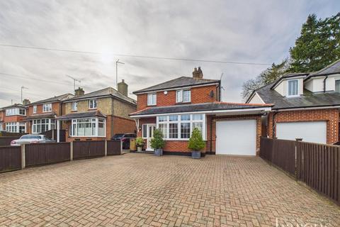3 bedroom detached house for sale, Eastrop Lane, Basingstoke RG21