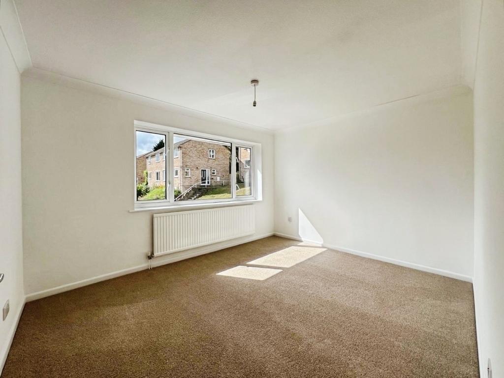Pbox-bedroom-322898.jpg
