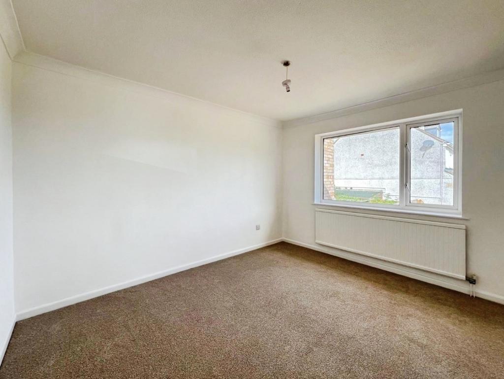 Pbox-bedroom-322898.jpg
