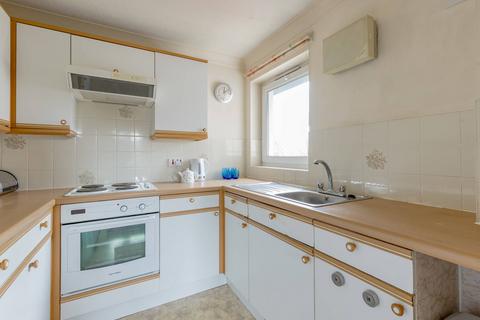 2 bedroom retirement property for sale, 27/325 West Savile Terrace, Edinburgh, EH9 3DT