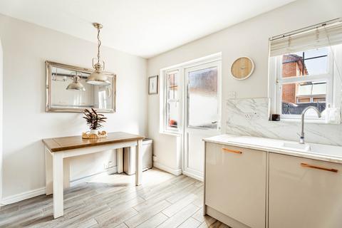 32 Perham Way, London Colney, St Albans, AL2 1LB