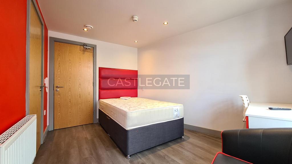 Flat 9 Room 2 (4)