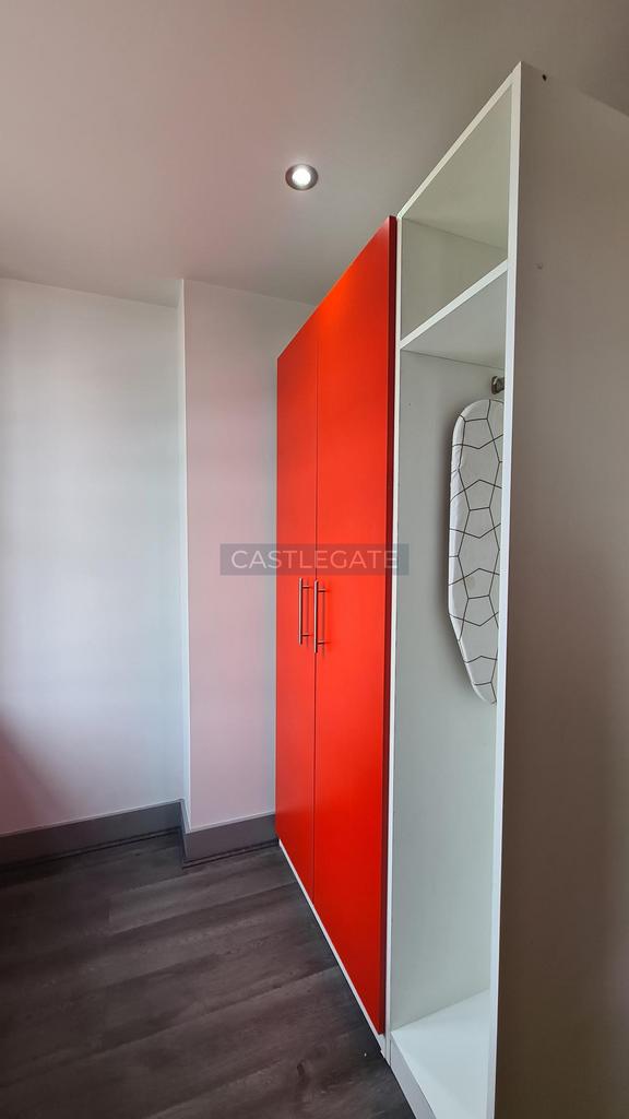 Flat 9 Room 2 (3)