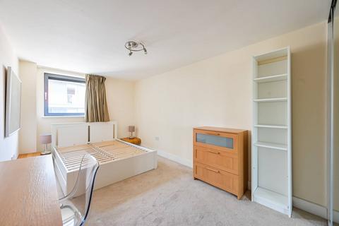 Millharbour, Canary Wharf, London, E14