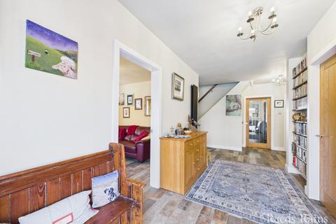4 bedroom detached house for sale, Pinfold Lane, Hull HU12