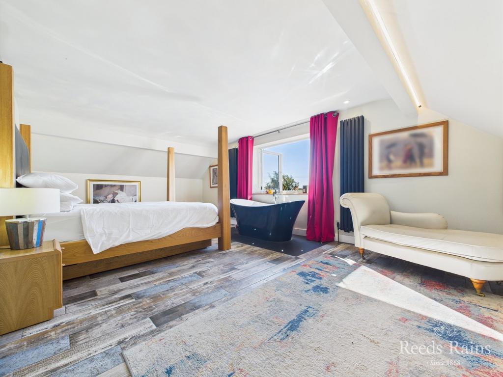 Principal Bedroom