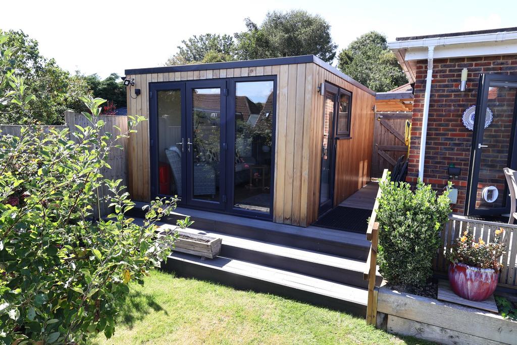 Garden room