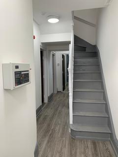 1 bedroom terraced house to rent, Manchester Road, Huddersfield HD1