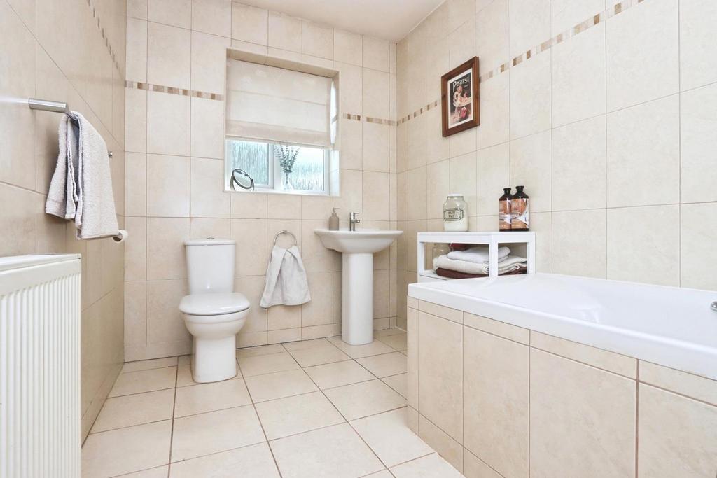 Family bathroom