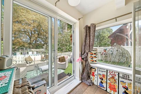 8 Mount Pleasant, Ackworth, Pontefract, WF7 7HS