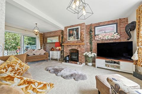 8 Mount Pleasant, Ackworth, Pontefract, WF7 7HS