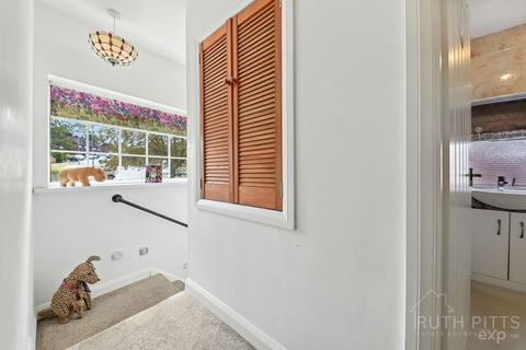 8 Mount Pleasant, Ackworth, Pontefract, WF7 7HS