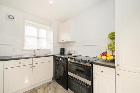 12 Upton Close, London, NW2 1UP