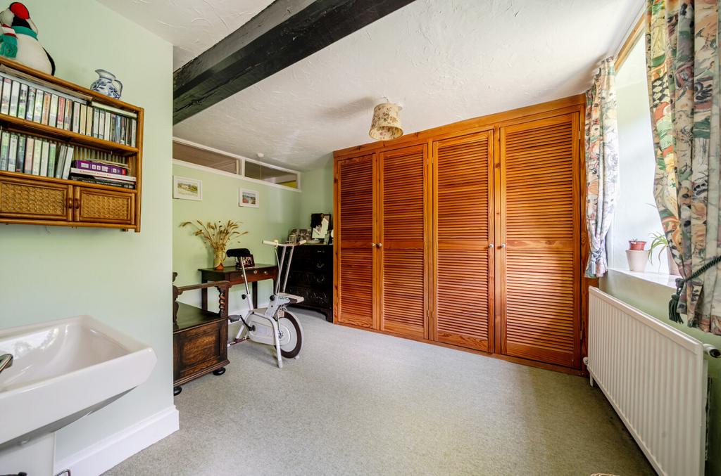 1331553 28 689616...