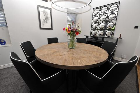 undefined, Micklefield Road, Rawdon, Leeds