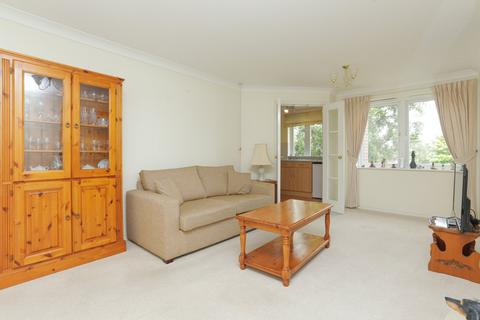 1 bedroom flat for sale, Wellington Court, Beechwood Avenue, Deal, CT14