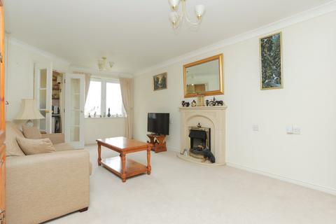 1 bedroom flat for sale, Wellington Court, Beechwood Avenue, Deal, CT14