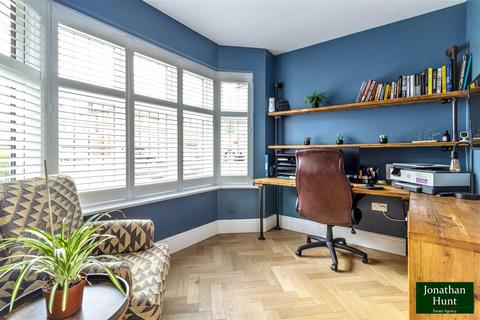 7 Bishop Way, Buntingford, SG9 9SL