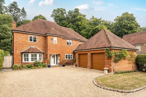 4 bedroom detached house for sale, Henley-On-Thames,  Oxfordshire,  RG9