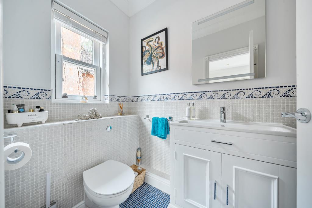 Ensuite