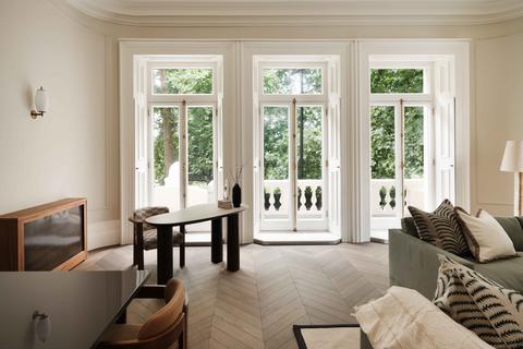 2 bedroom flat to rent, MGH, Marlborough Gate House, W PN, London W2