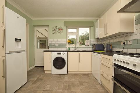 6 Cheesmans Close, Minster, Ramsgate, CT12 4HX